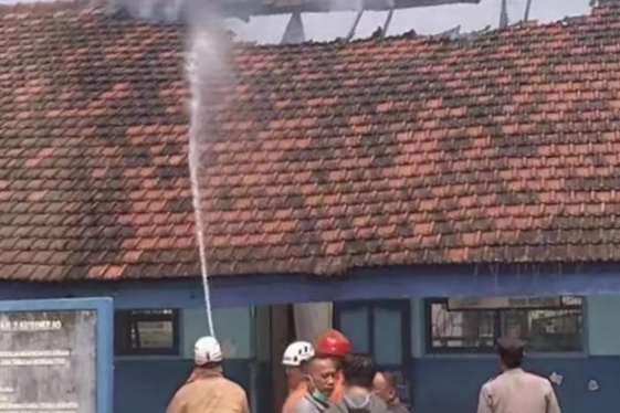 Ruang Kelas SMK Muhammadiyah 2 Kutorejo Mojokerto Terbakar