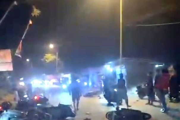Konvoi Belasan Pemuda Beratribut Perguruan Silat Dibubarkan Polisi