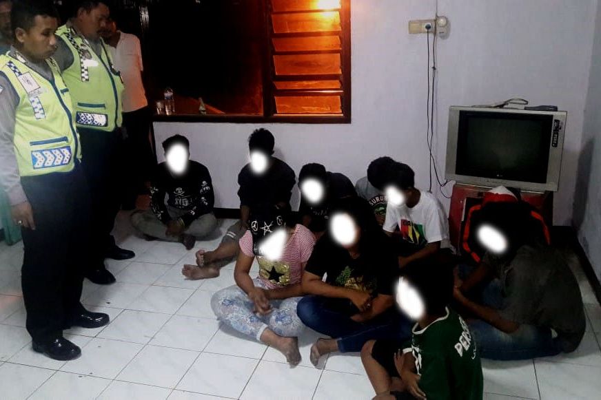 Polisi Amankan Sepuluh Pelajar Saat Ngelem