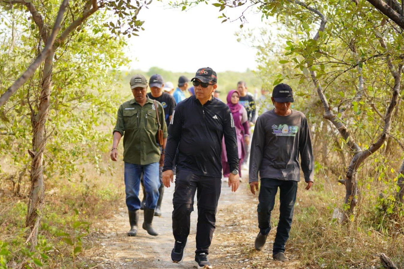 Pantai Permata Probolinggo Berbenah Sambut Festival Mangrove