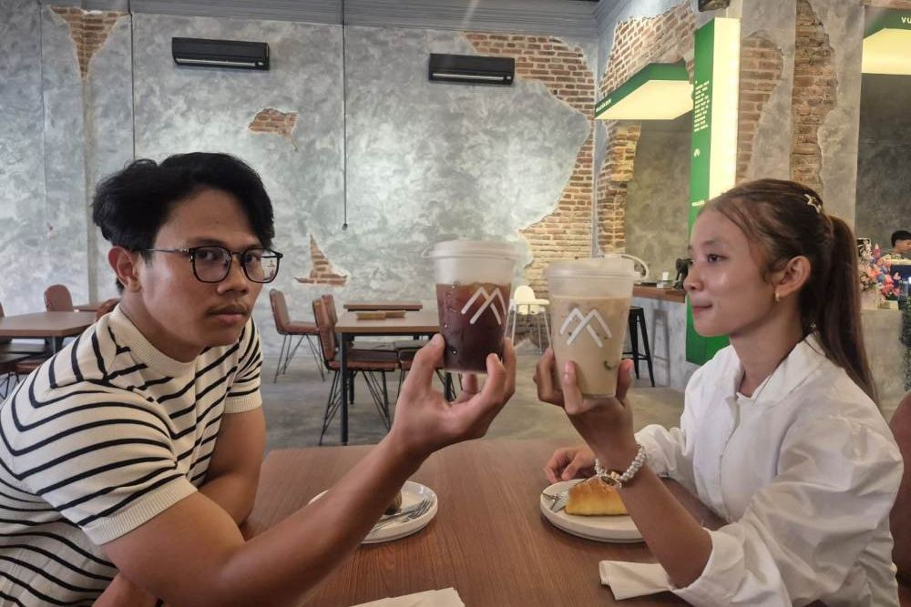 Vulcan Flow Usung Konsep Industrial Raw di Tengah Persaingan Kafe Ponorogo