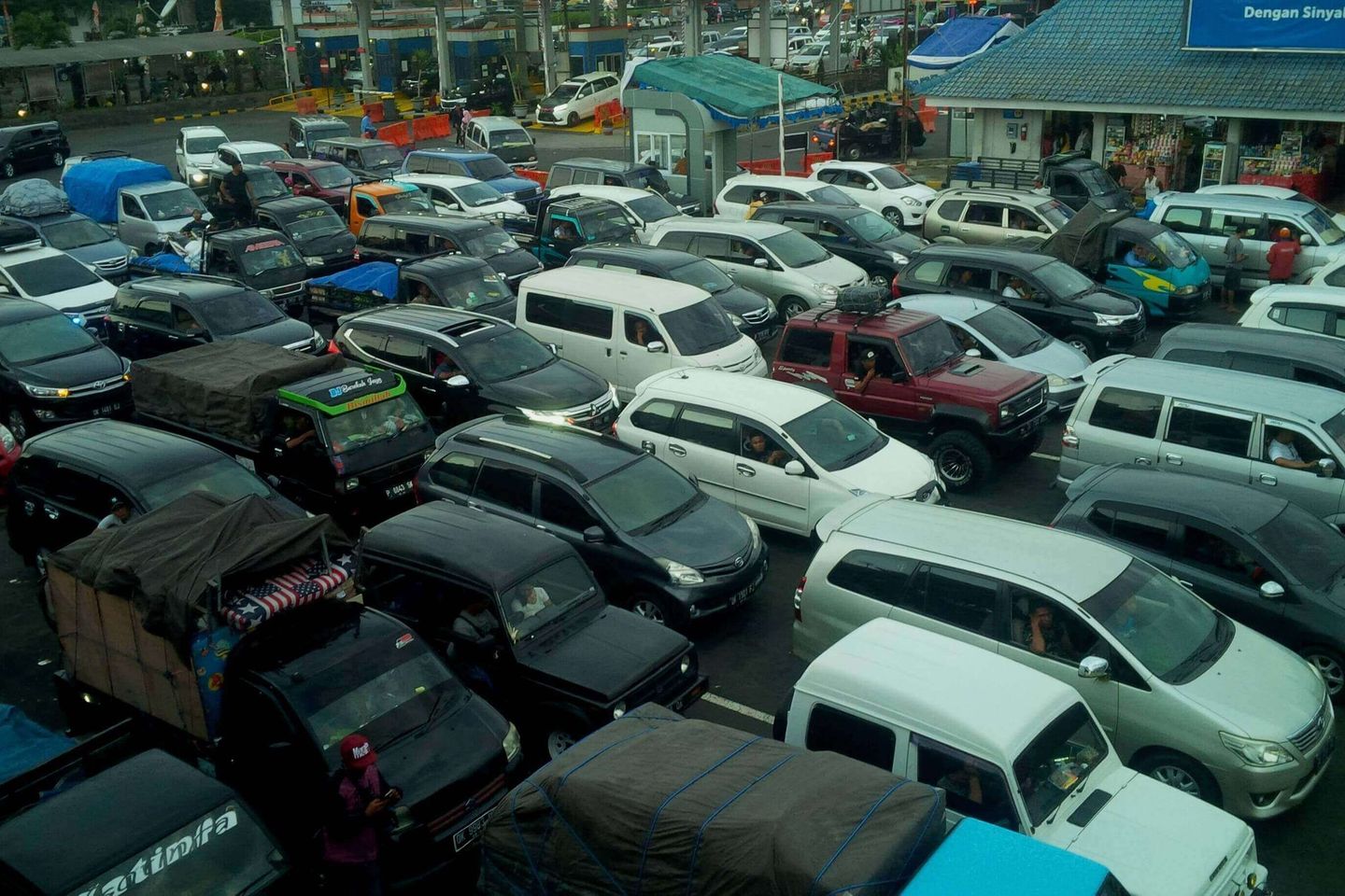 Satu Juta Lebih Kendaraan Keluar-Masuk Pulau Jawa