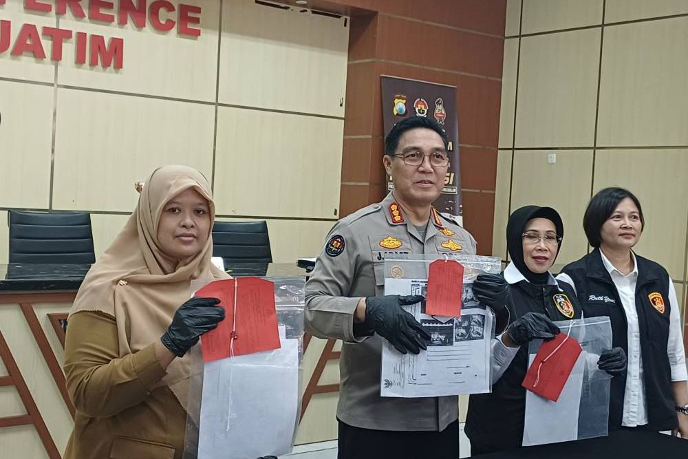 Bercerai dengan Istri, Pria Ini Tega Menghamili Anak Kandungnya