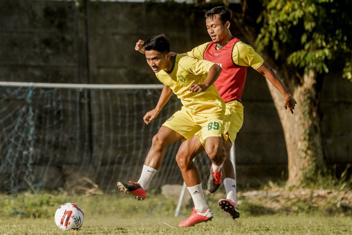 Persebaya Terus Poles Lini Pertahanan
