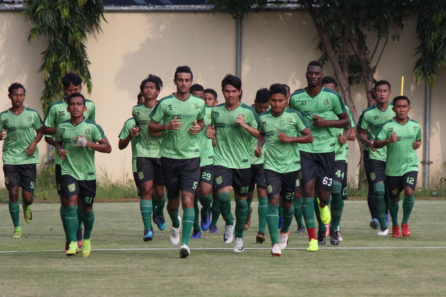 Persebaya Tahan Hasrat Gaet Penyerang Lokal