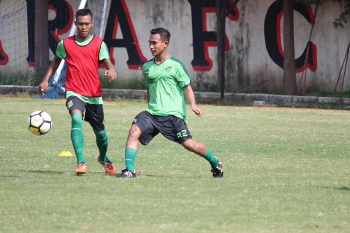 Persebaya Bidik Gelandang Argentina