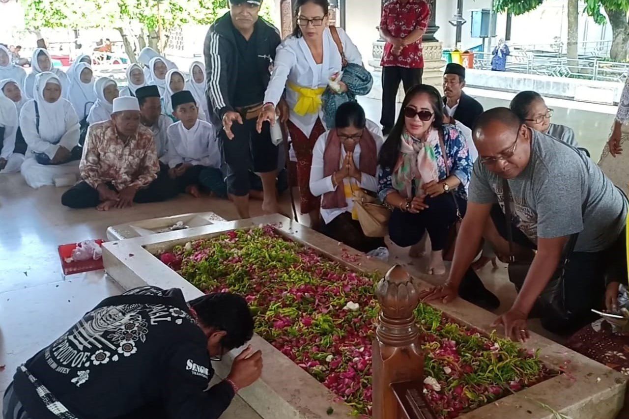 Haul ke-49 Bung Karno Diwarnai Semaan Alquran dan Doa Lintas Agama