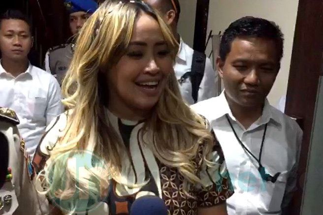 Pingkan Hadiri Acara Memiles untuk Bayar Cicilan Mobil