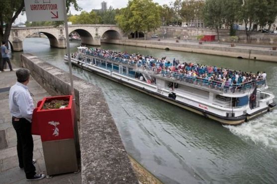 Warga Paris Kecam Sistem Toilet Terbuka