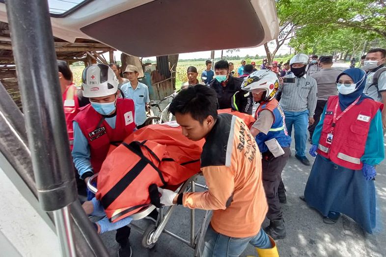Jatuh di Jalan, Pekerja Proyek Alun-alun Kota Mojokerto MD Mendadak