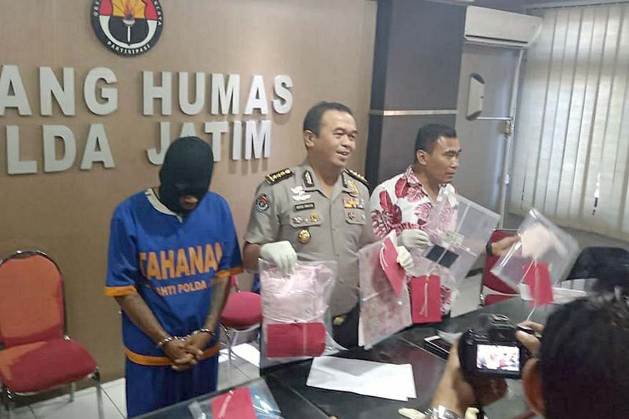 Polisi Periksakan Kejiwaan Suami-istri Pelaku Threesome