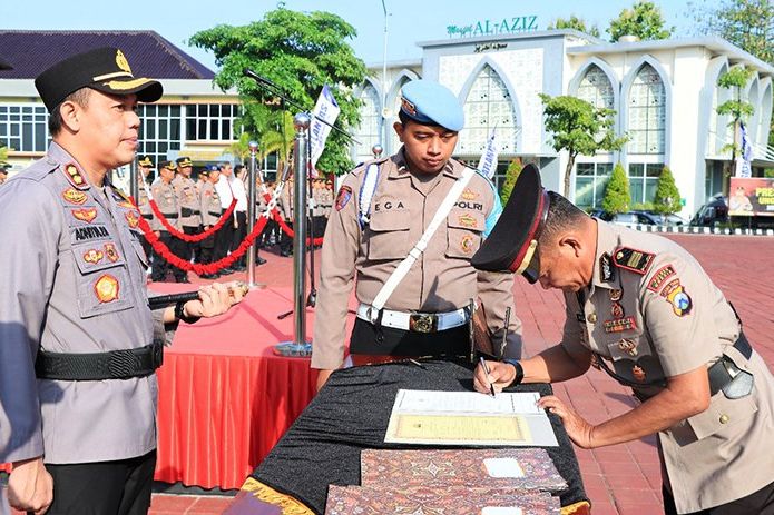 Polres Gresik Lakukan Penyegaran, Sejumlah Jabatan Perwira Dimutasi
