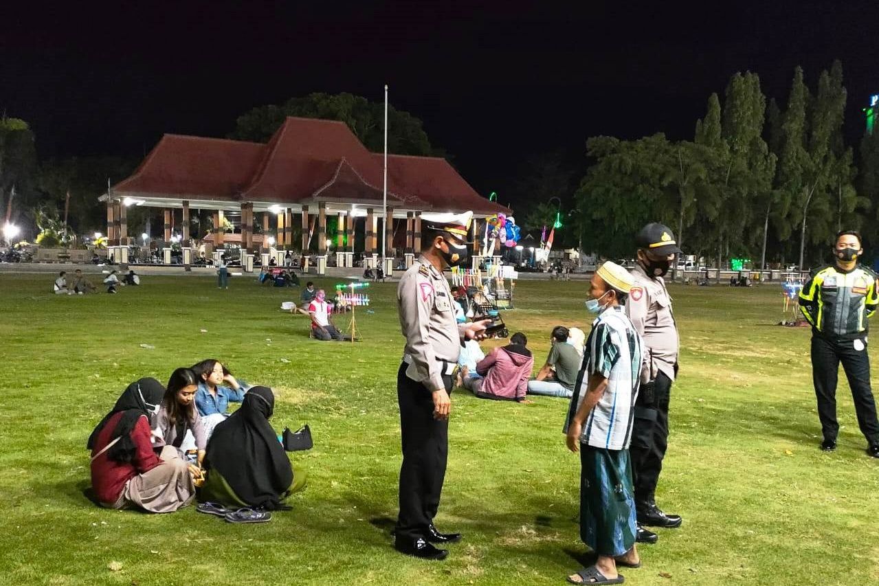 Kasus Covid-19 di Situbondo Meningkat, Satgas Berlakukan Jam Malam