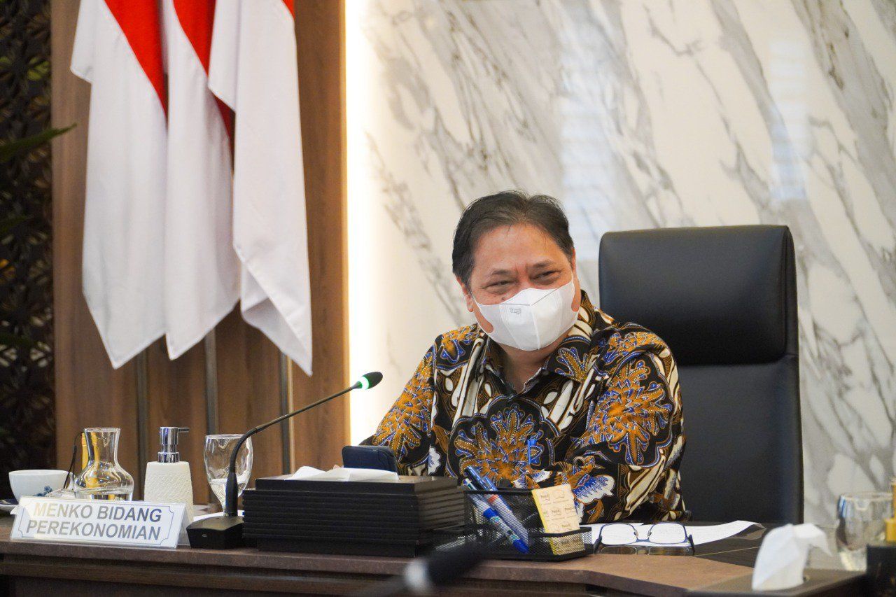 Menuju Lebaran, Menko Airlangga Minta Komitmen Pengusaha Bayar THR