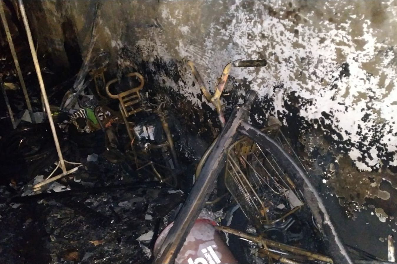 Rumah di Ampel Surabaya Terbakar, Empat Penghuni Berhasil Diselamatkan