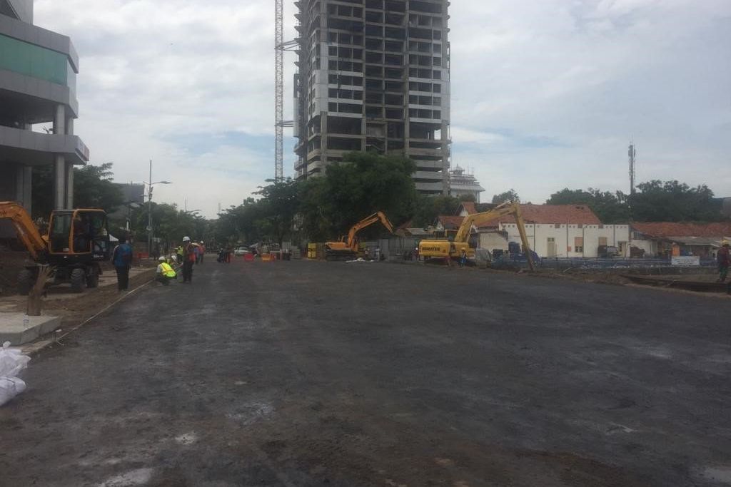 Risma Upayakan Pembukaan Ruas Timur Jalan Gubeng Sore Ini