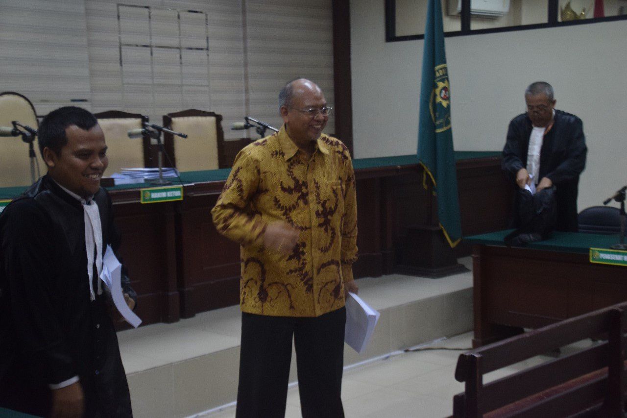 Rendra Kresna Dituntut Delapan Tahun Penjara