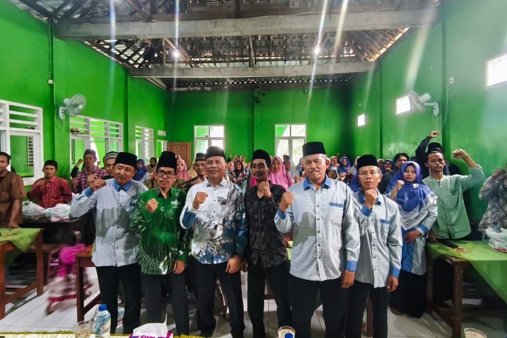 Reses di Mojoagung, Sumardi Soroti Kebutuhan Ruang Kelas Baru dan Kesejahteraan Guru Swasta