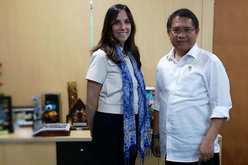Cegah Hoaks Jadi Viral, <em>WhatsApp </em>Batasi <em>Forward</em> Pesan Aplikasi