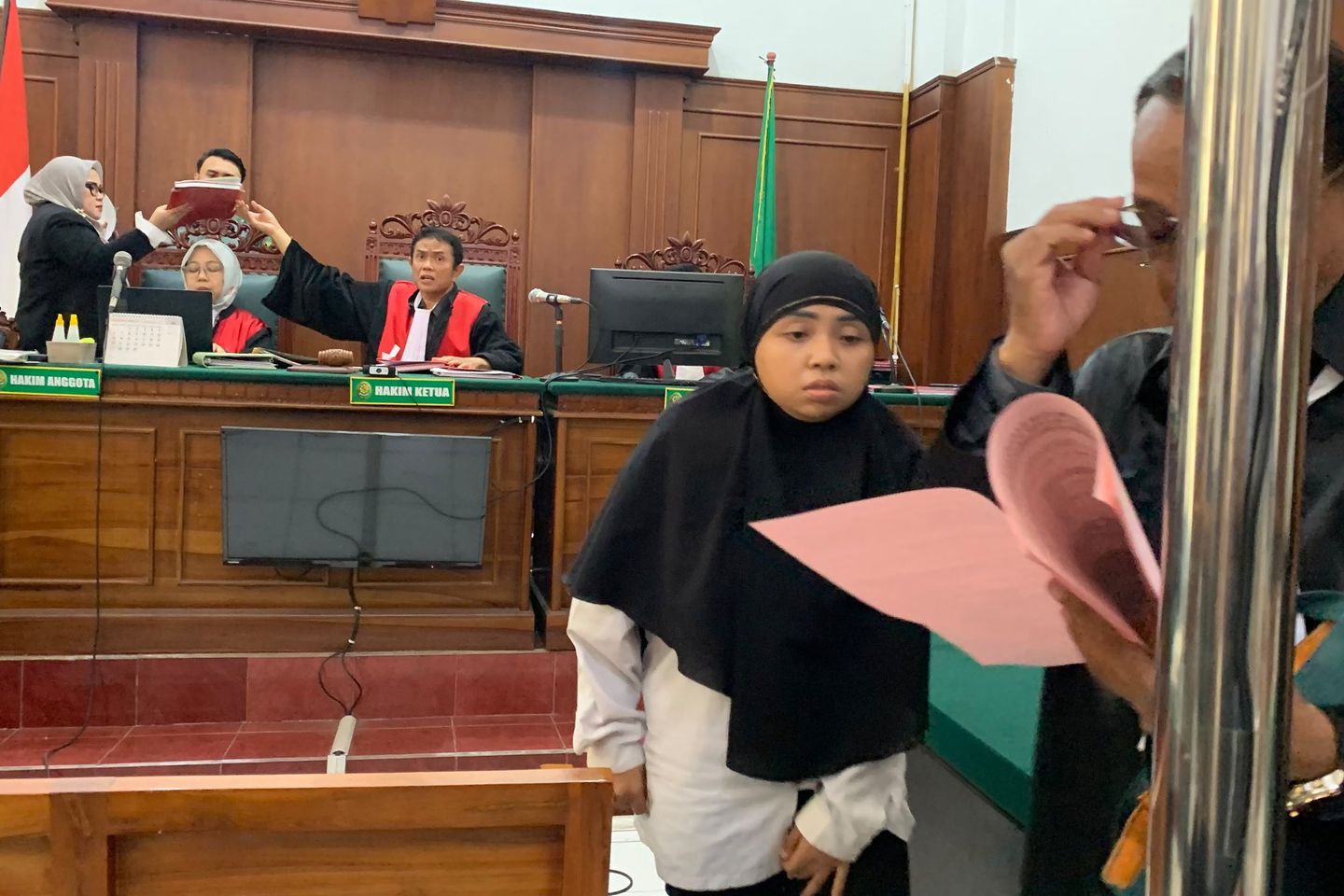 JPU Tuntut Terdakwa Perobohan Rumah Dinas Bea Cukai Surabaya 1 Tahun Penjara