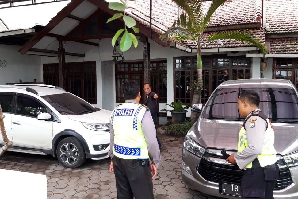 Satgas Geledah Rumah Eks Exco PSSI