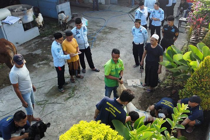 Rayakan Iduladha 1444 Hijriah, Ratusan Napi Lapas Takbir Keliling dan Nikmati Daging Kurban