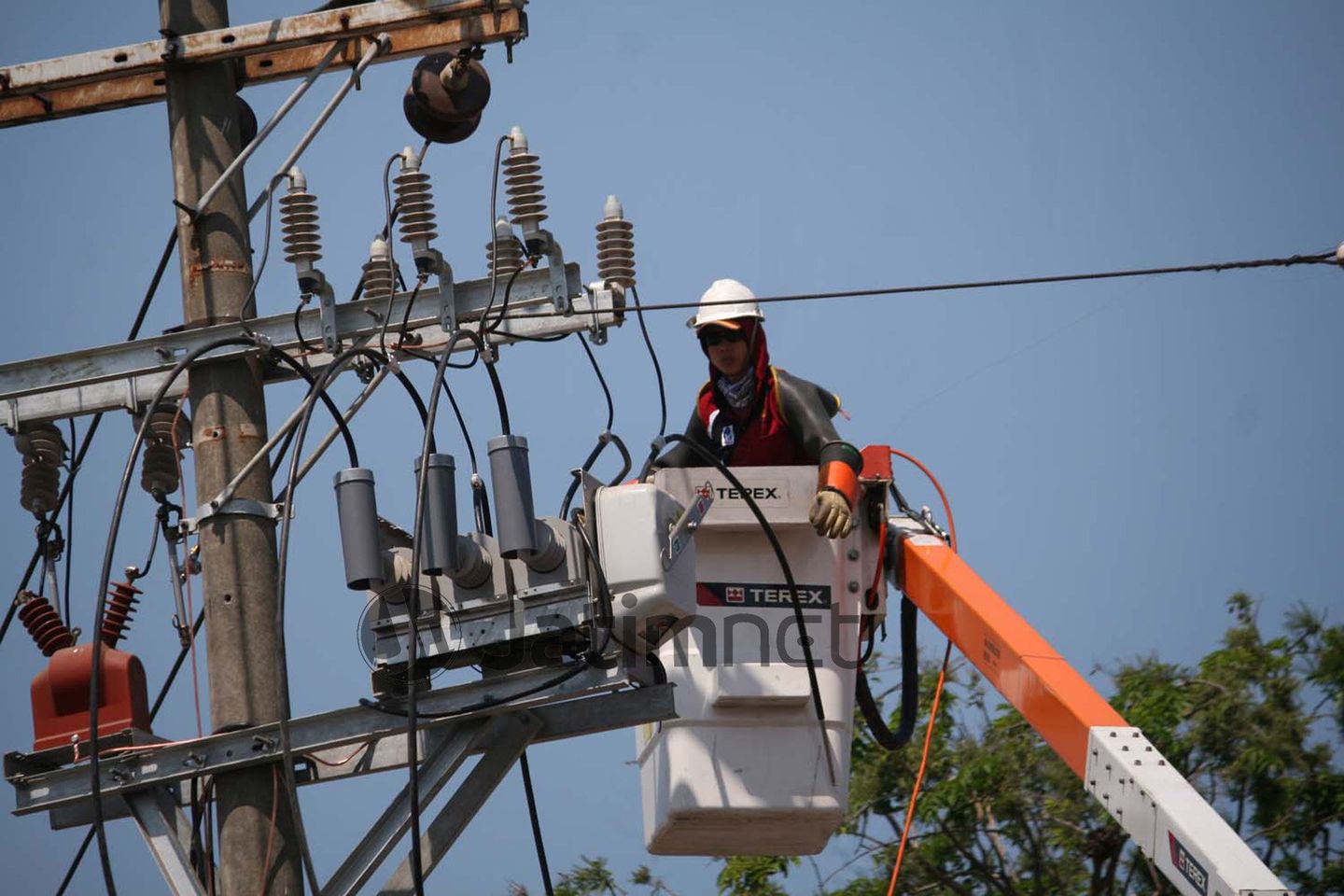 NTT Kejar Elektrifikasi Hingga 90 Persen