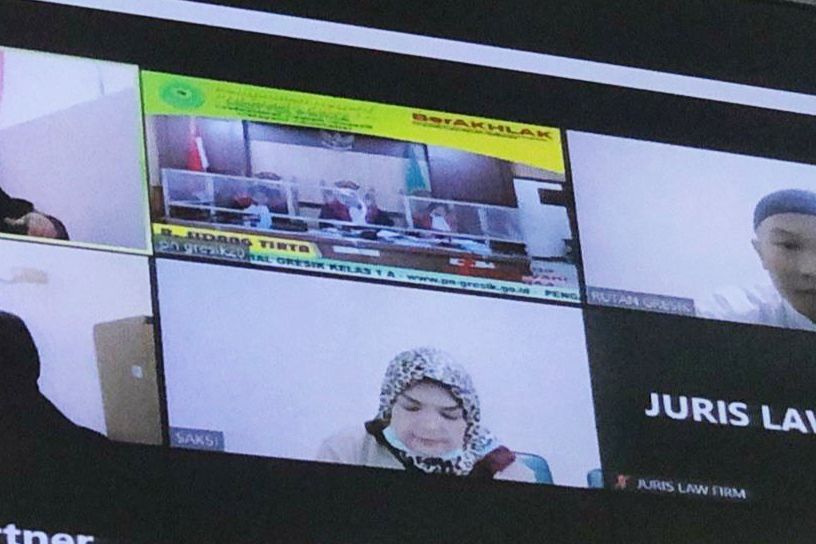 Jotos Tetangga hingga Trauma, Pria di Gresik Diadili