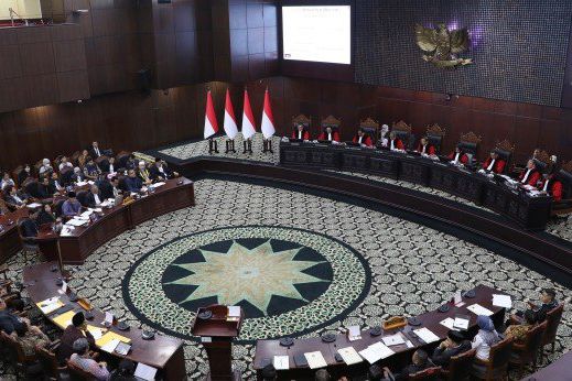 Sengketa Ijazah Gibran Buka Persoalan Akses Dokumen
