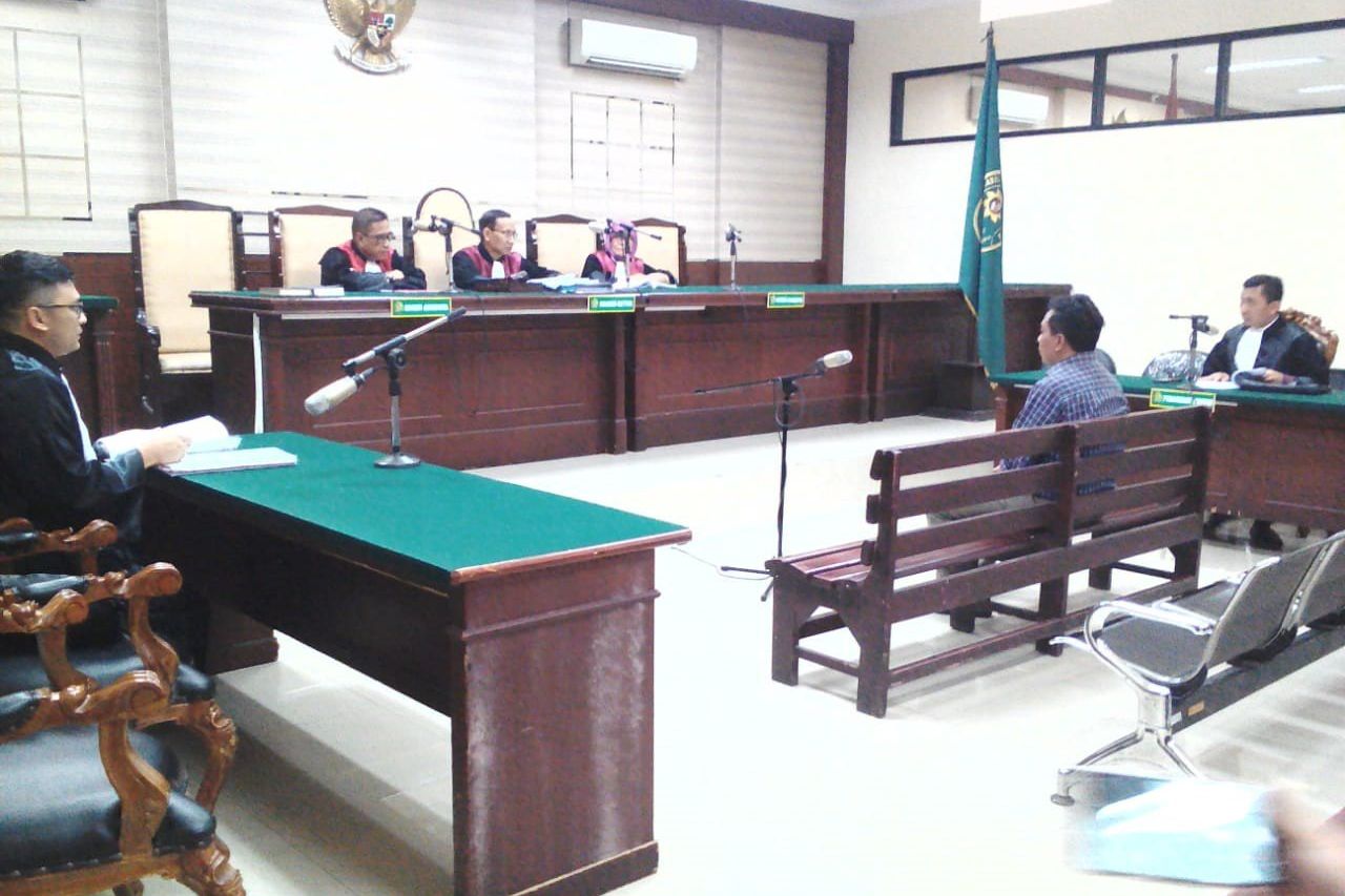Mantan Wakil Wali Kota Probolinggo Dituntut Enam Setengah Tahun Penjara