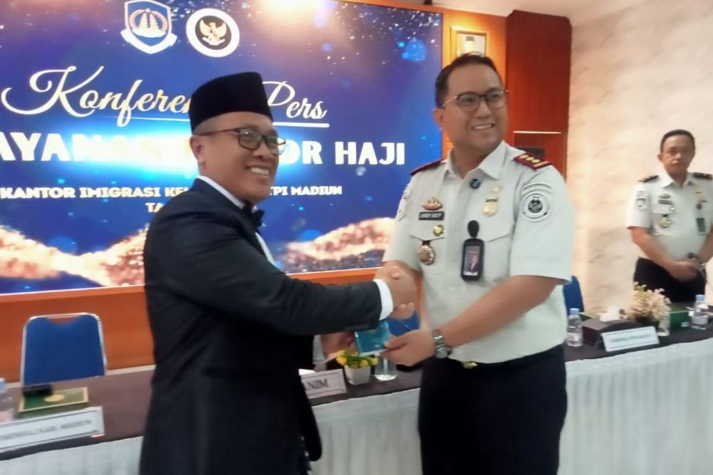 Jemput Bola, Imigrasi Madiun Terbitkan 60 Persen Paspor Haji 2027