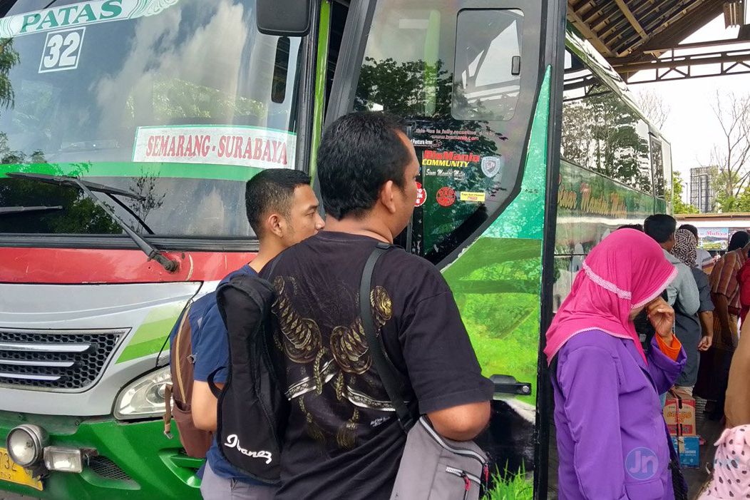 Bahayakan Penumpang, Satu Bus Dilarang Operasi