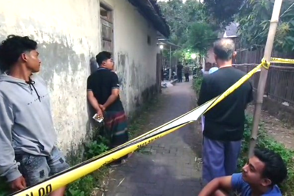Mayat Bayi Ditemukan Terkubur di Samping Rumah Warga Mojokerto
