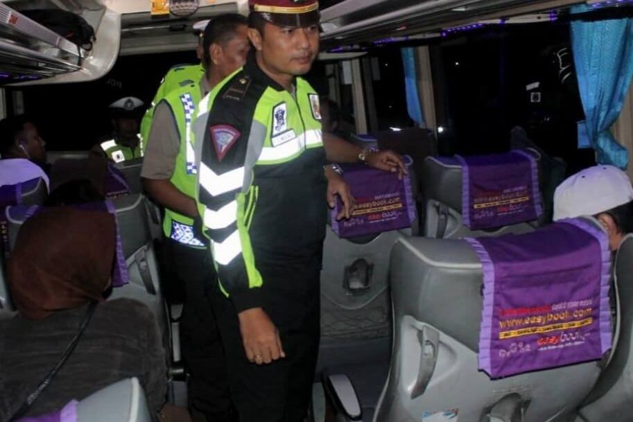 Polres Probolinggo <em>Sweeping</em> Antisipasi <em>People Power</em> Menuju Jakarta