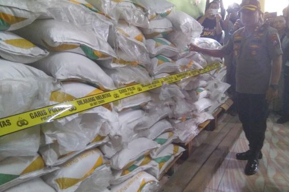 Jual Gula Pasir Jatah Lebih Murah, Ditangkap Polisi
