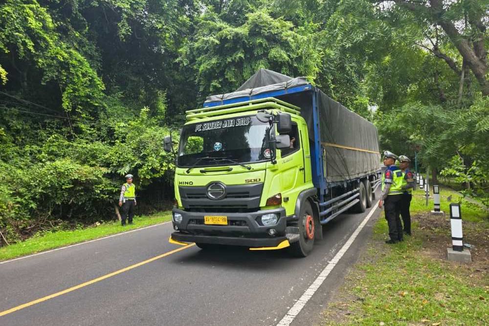 Pemerintah Batasi Operasional Truk Tiga Sumbu Saat Arus Balik Lebaran