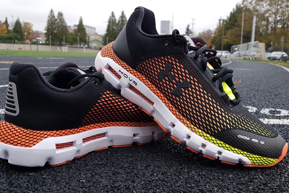 Under Armour Hover Bukan Sekadar Sepatu Berlari