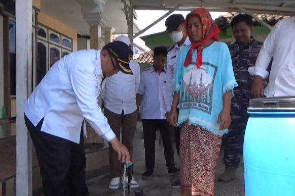 Wabup Probolinggo Usul Perlunya Tandon Penampung Air PDAM di Pulau Gili Ketapang