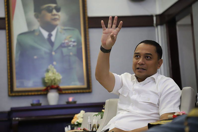 

Siapkan Program "Surabaya Bergerak", Wali Kota Eri Cahyadi Ajak Warga Bersihkan Lingkungan