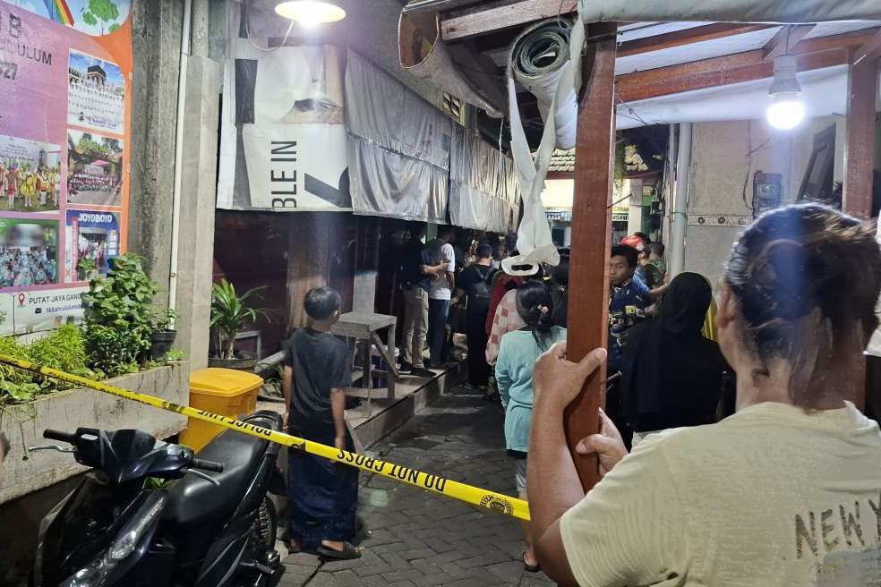 Polisi Selidiki Dugaan Pembunuhan Perempuan Paruh Baya di Surabaya