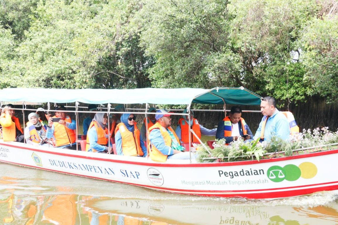 Wisata Susur Sungai Desa Kemudi Dibuka, Gus Yani Imbau Desa Lain Gali Potensi Wisata
