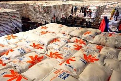 Uji Coba Pasar, Bulog Luncurkan Beras Sachet 200 Gram