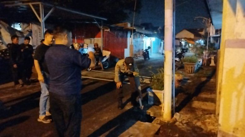 Asyik Main Bola, Bocah 8 Tahun Meninggal Dunia Diduga Tersetrum Tiang Listrik