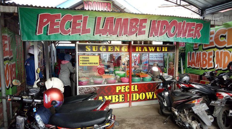 Pecel <em>Ndower</em> Blitar, Pedasnya Bikin Bibir Benar-benar “<em>Ndower”</em>
