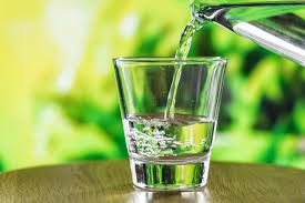 Menurunkan Berat Badan dengan Delapan Gelas Air Putih Sehari