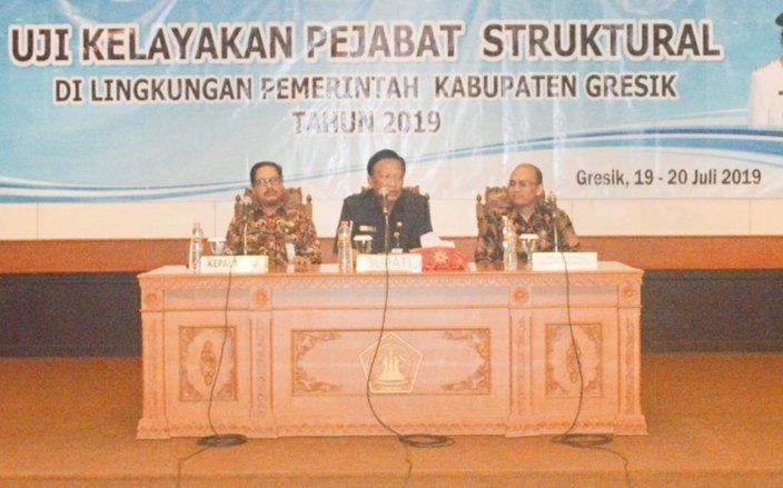 Bupati Gresik Menguji Pejabat Struktural Lewat Tes Wawancara