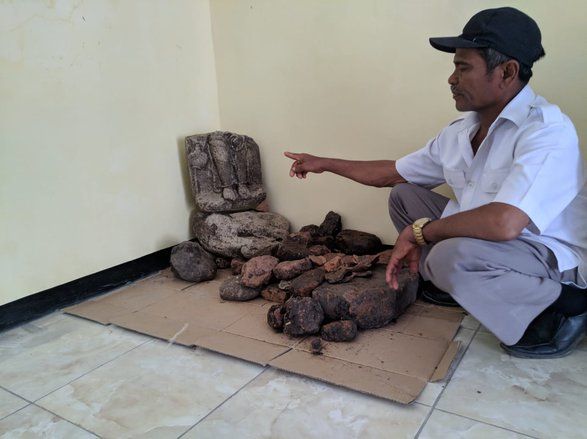 Ditemukan Batu Berelief Kaki di Ponorogo