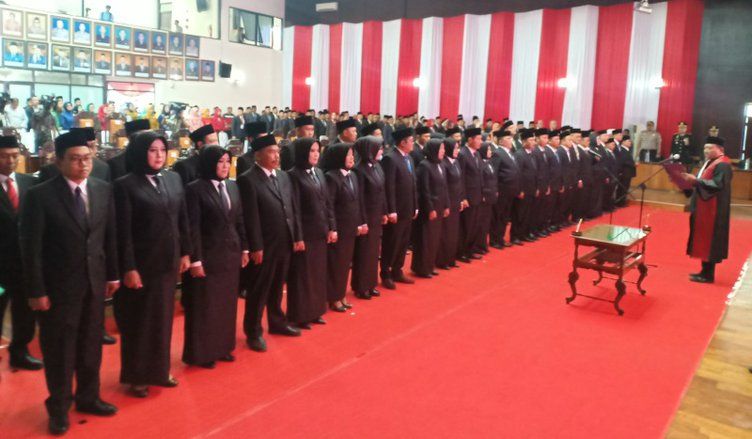Nasdem dan PPP Didaulat Jadi Pimpinan Sementara DPRD Probolinggo