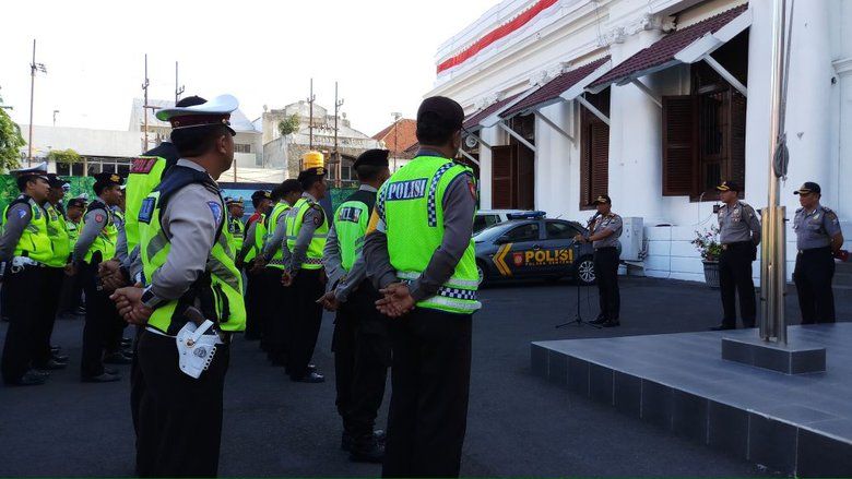 1.200 Polisi Amankan Jokowi di Tugu Pahlawan