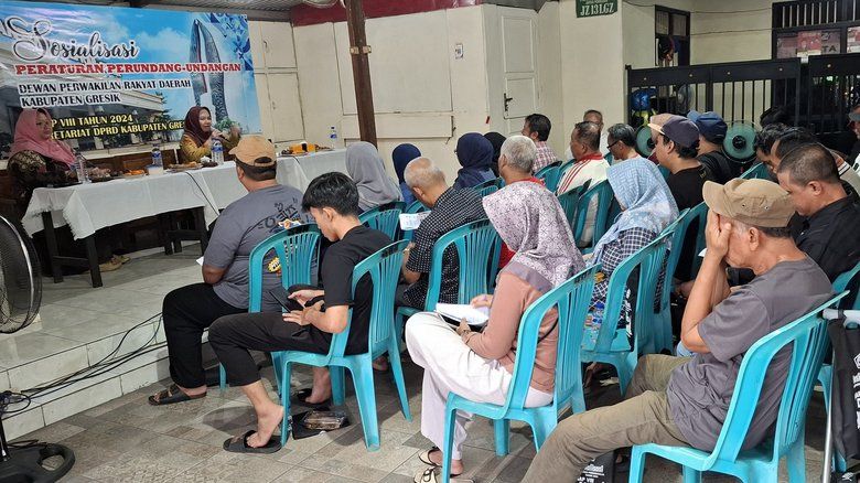 DPRD Gresik Sosialisasikan Perda Ketertiban Umum dan Larangan Miras 
